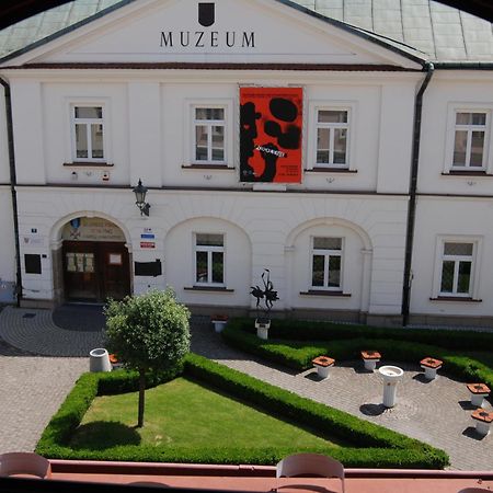 Hostel Promenada Rzeszow Luaran gambar