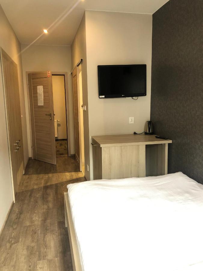 Hostel Promenada Rzeszow Luaran gambar