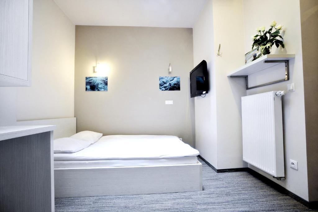 Hostel Promenada Rzeszow Bilik gambar