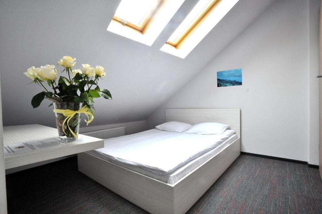 Hostel Promenada Rzeszow Bilik gambar